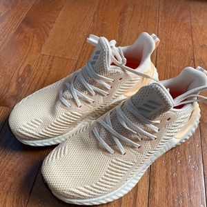 Adidas Ultraboost LIKE NEW Running Shoes - Men’s 5.5/Women’s 8